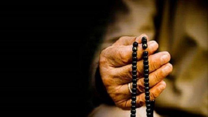 Doa Setelah Sholat Pendek Arab. Bacaan Zikir Setelah Sholat Fardhu Beserta Arab, Latin dan